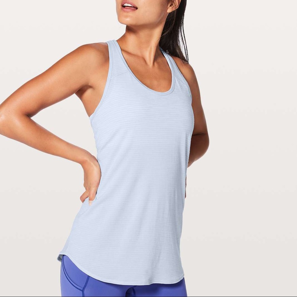 Lululemon Essential Tank Heathered Cool Breeze Size 4